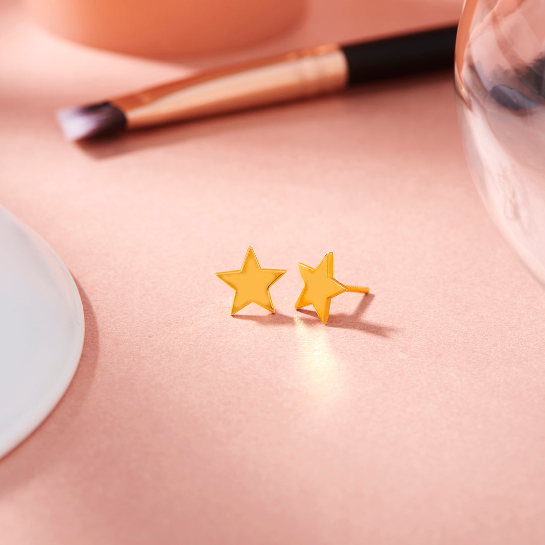 Vega Shine Stud Gold Earring