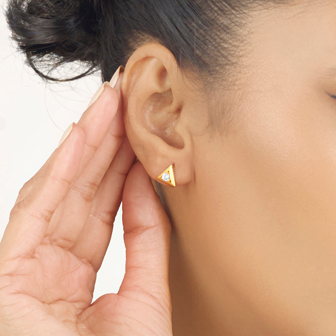 trigon beam stud gold earring