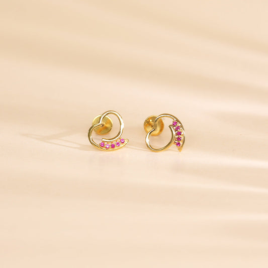 Petalia Curve Studs Gold Earring