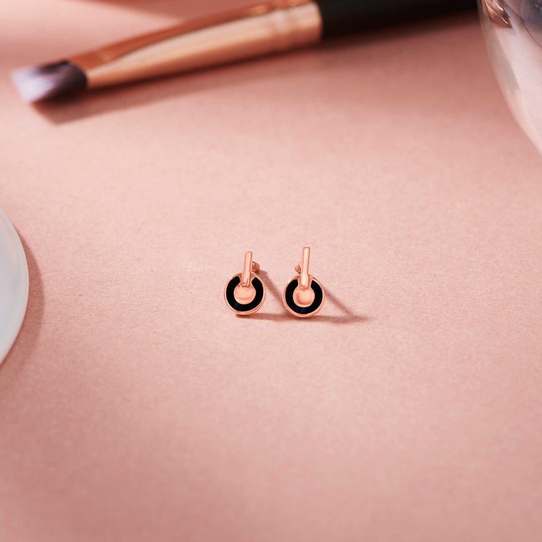 onyx loop stud gold earring