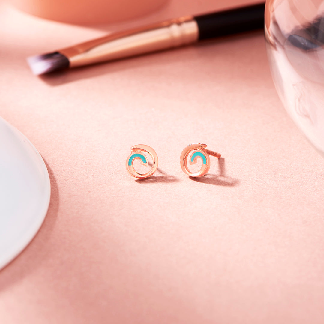 aqua ripple stud gold earring