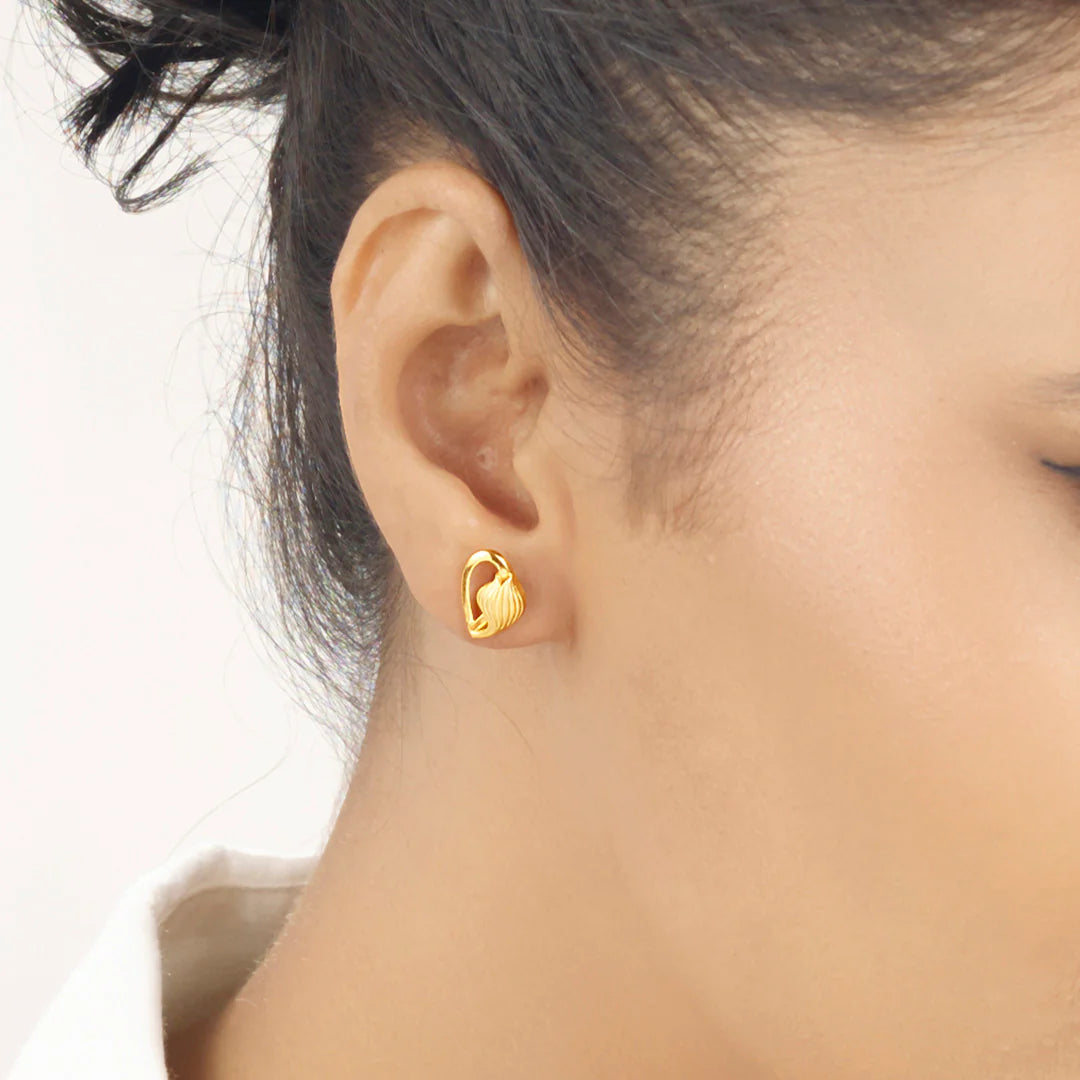 Auric Breeze Stud Gold Earring