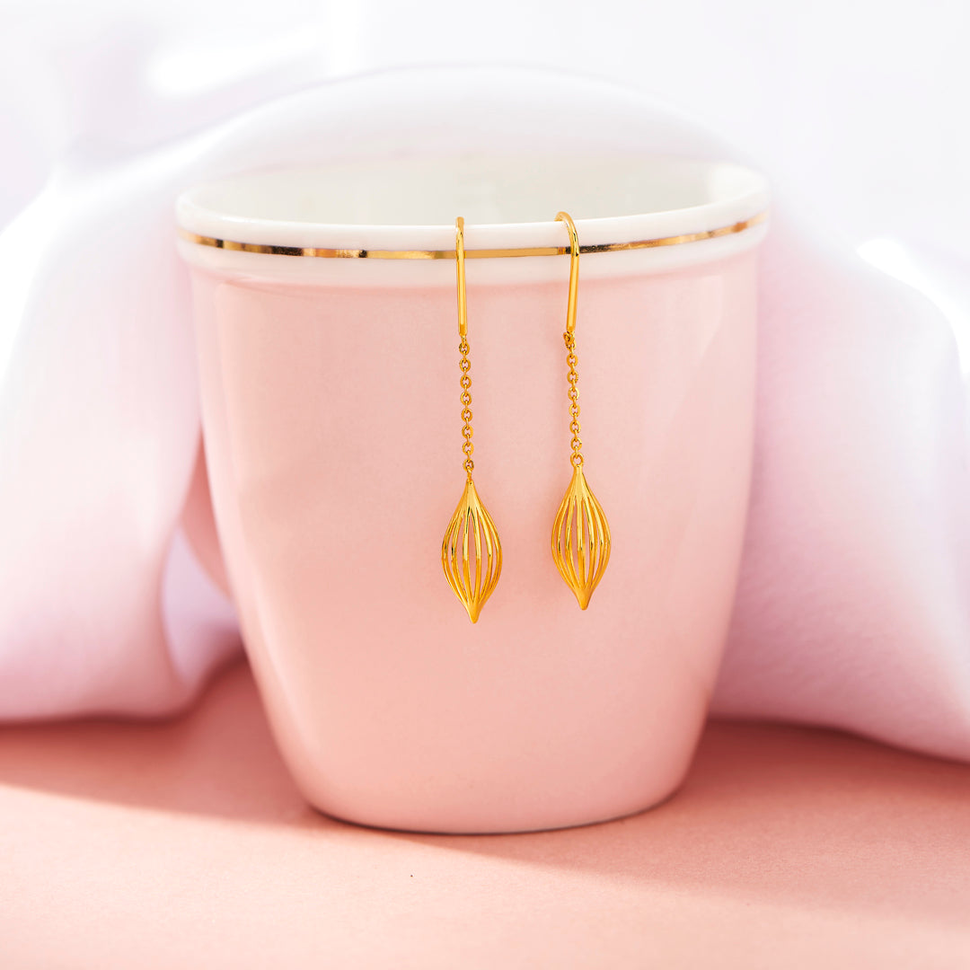 leaf pods hoop & huggie gold earring
