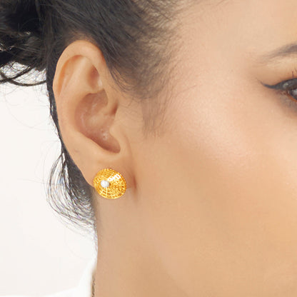 Pearl Lattice Stud Gold Earring