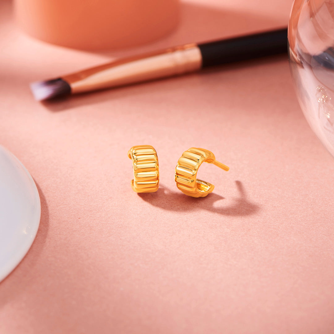 regal ridge hoops & huggies gold earring