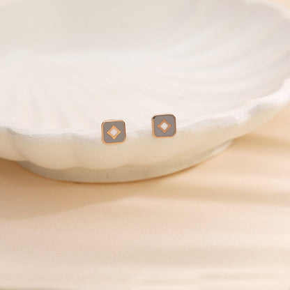 Novelle Spark Studs Gold Earrings