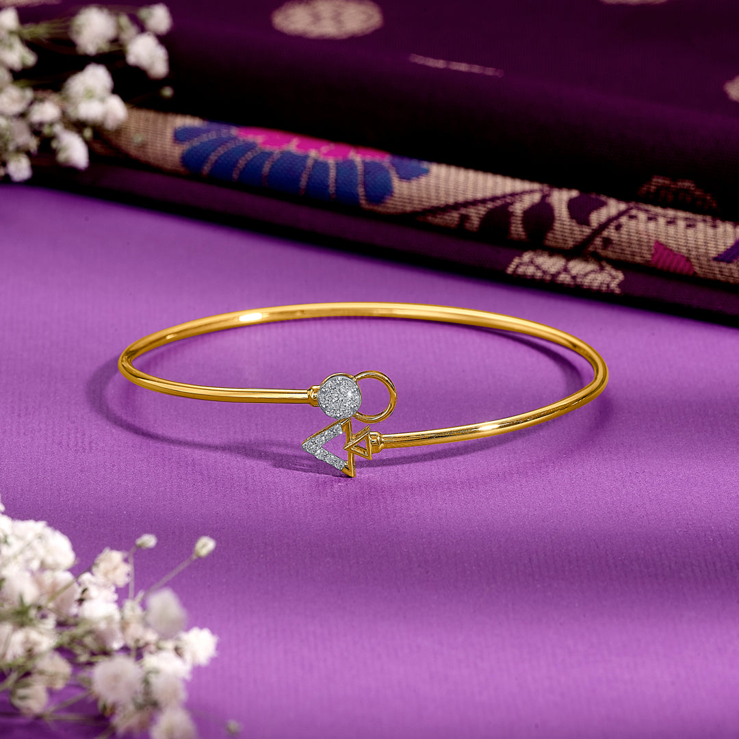 Geometric Glow Gold & Diamond Oval Bracelet For Women