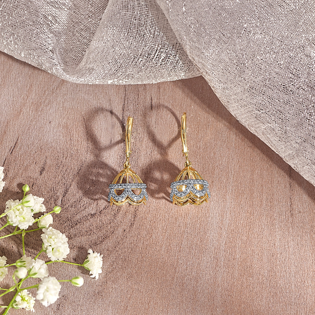 Opulent Gold & Diamond Jhumka Earring For Women