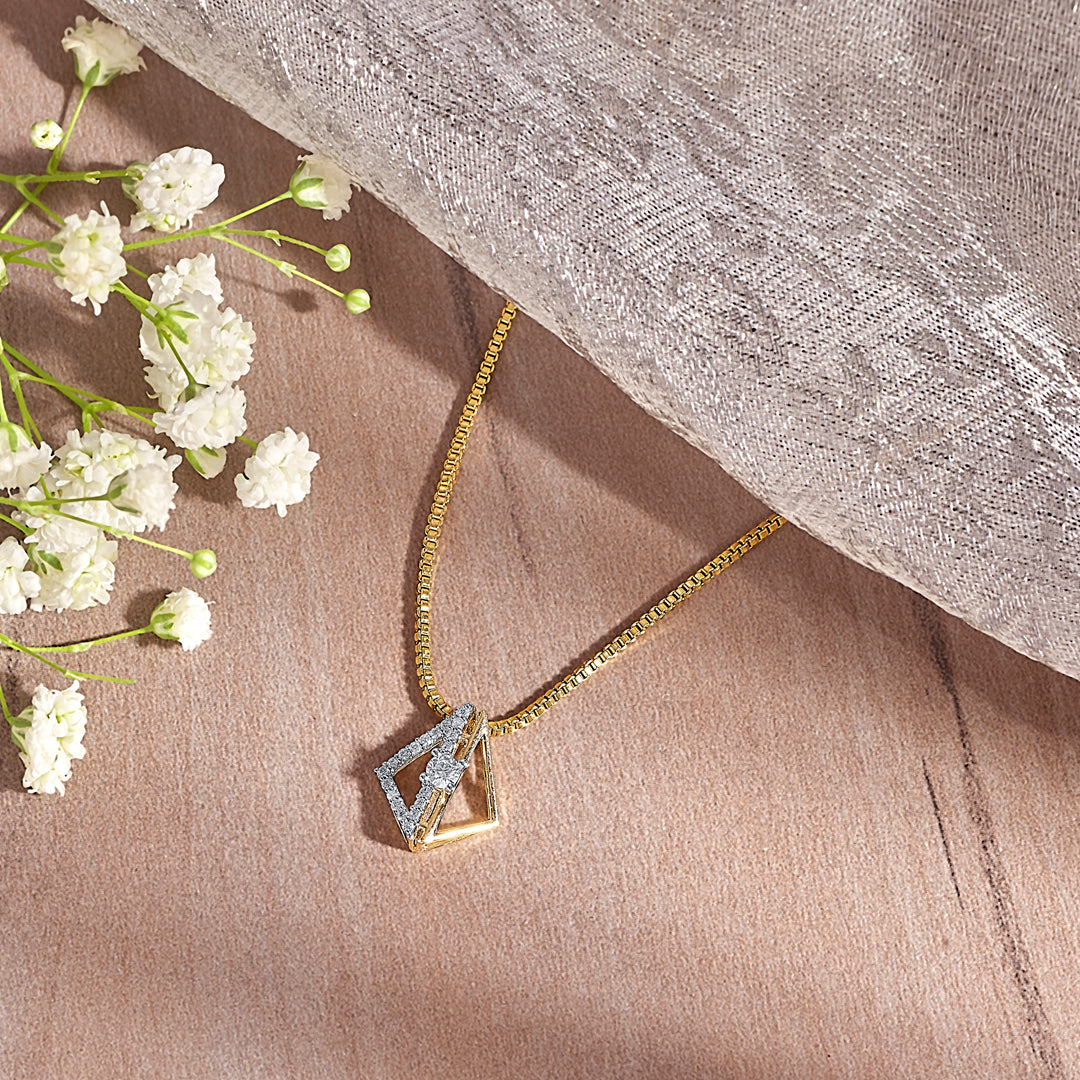 gilded frame gold & diamond classic pendant