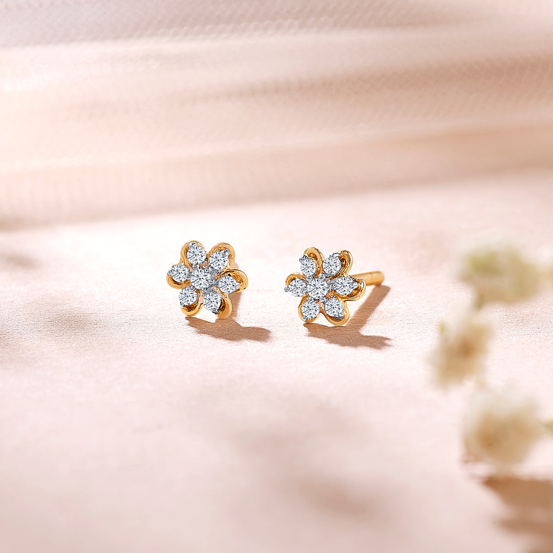 Meadow Yellow Gold & Diamond Stud Earring For Women