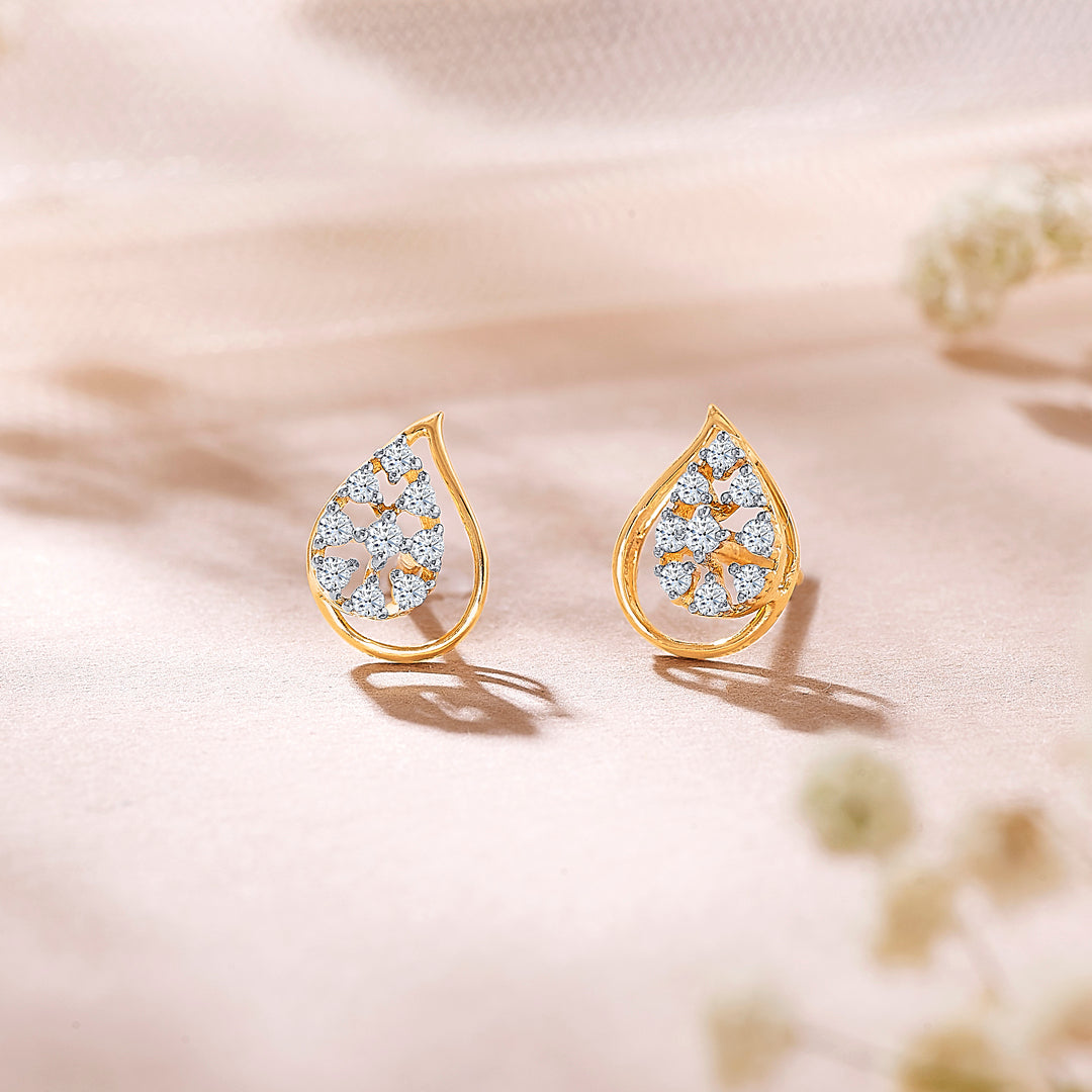 luminous yellow gold & diamond stud earring for women