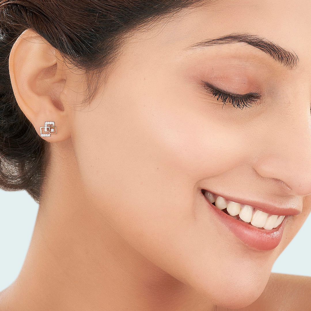 Twinkle Squares Gold Stud Diamond Earring for Women