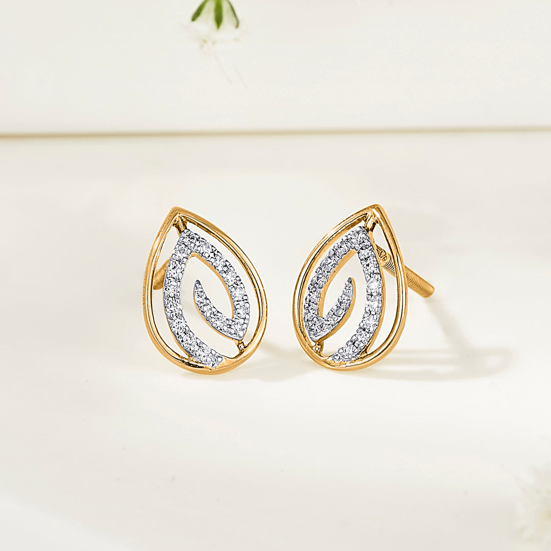 Sparkling Dew Gold Stud Diamond Earring for Women
