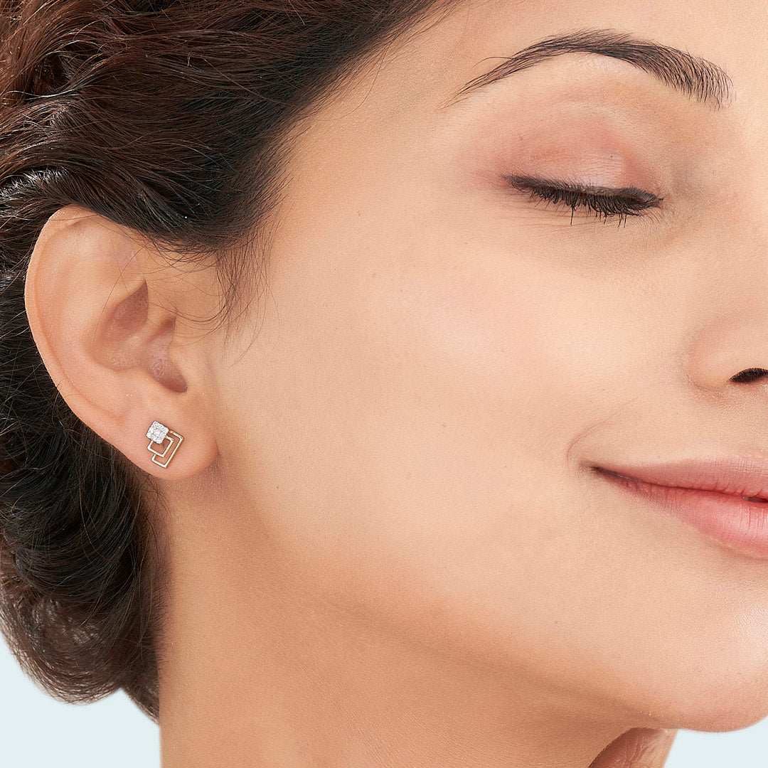 radiant layers gold stud diamond earring for woman