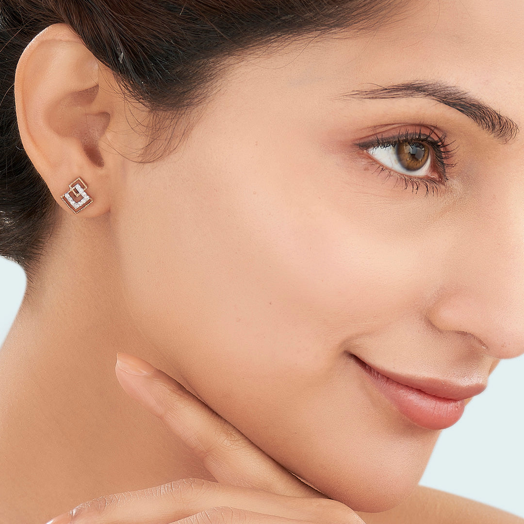 Prismatic Union Gold & Diamond Stud Earring For Women