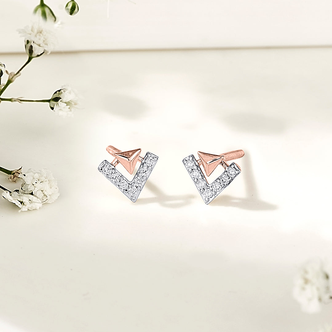 Pinnacle Spark Gold Stud Diamond Earring for Women