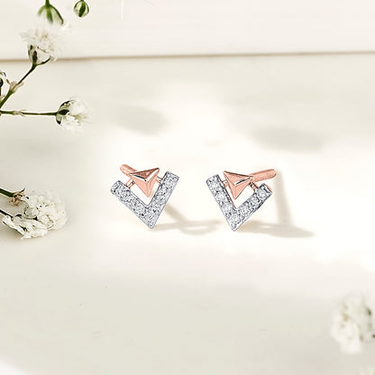 Pinnacle Spark Gold Stud Diamond Earring for Woman