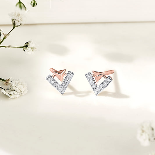 Pinnacle Spark Gold Stud Diamond Earring for Woman