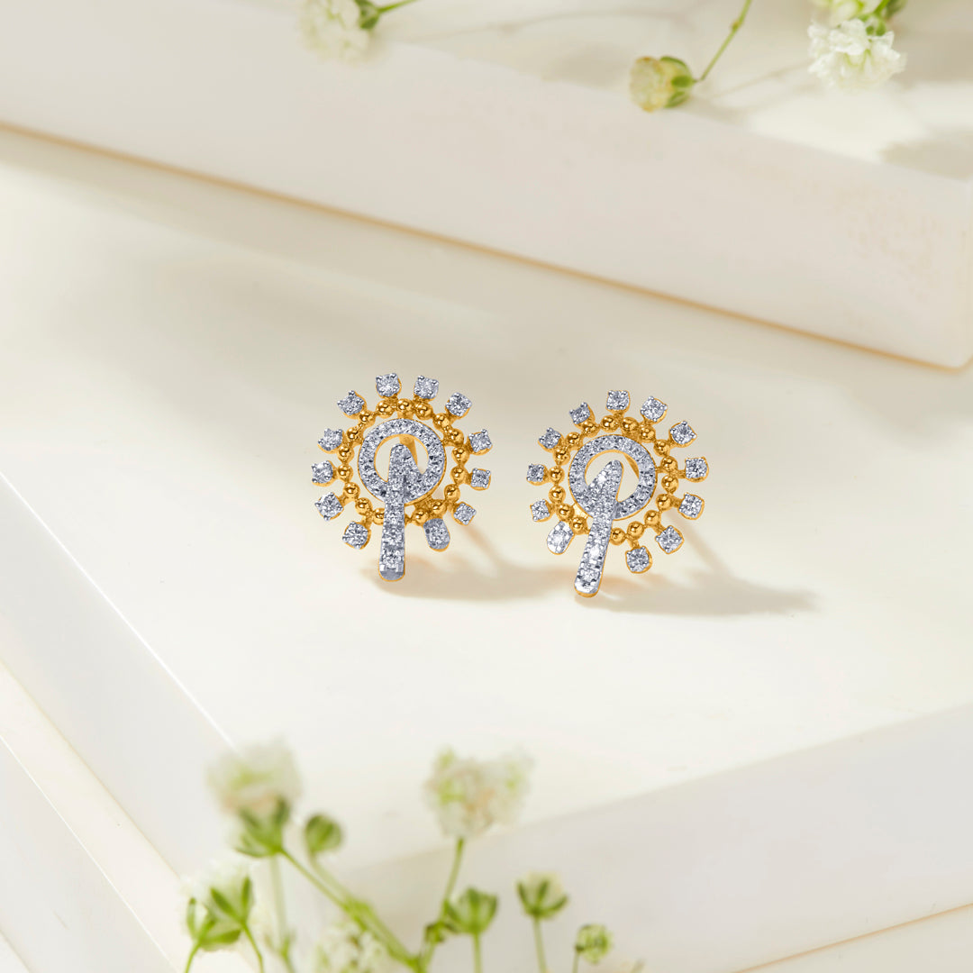Serene Gold & Diamond Stud Earring For Women