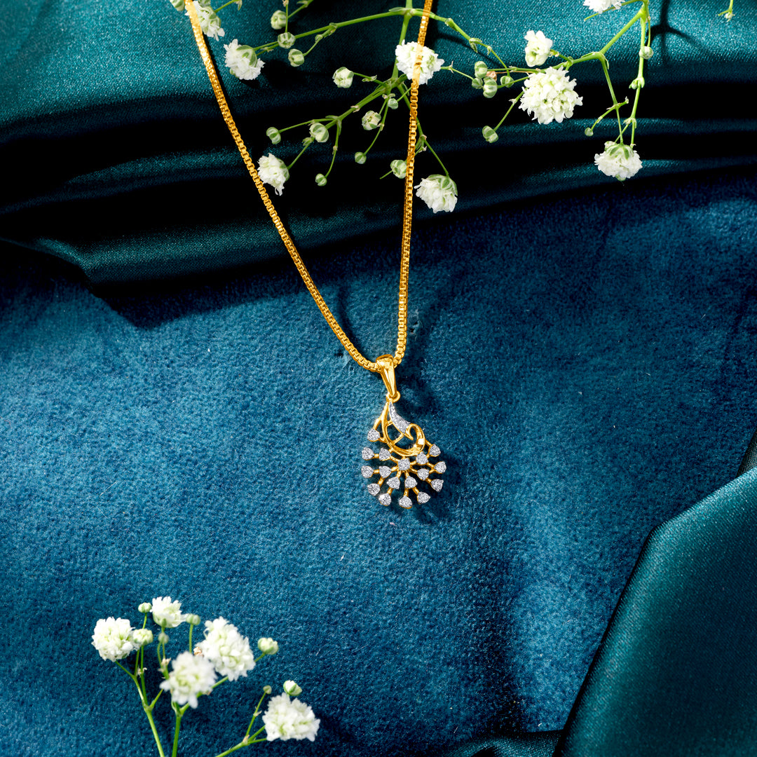 Twinkling Blossom Classic Gold and Diamond Pendant for Women