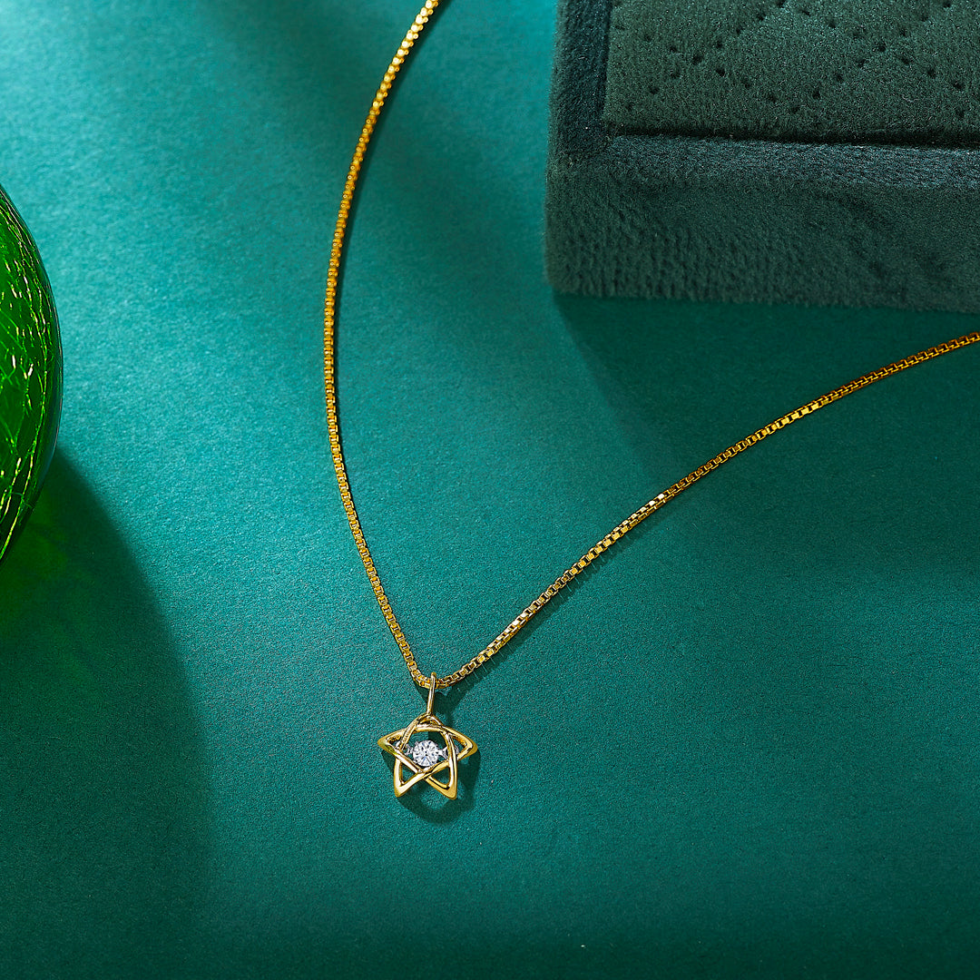 shining star yellow gold & diamond casual pendant
