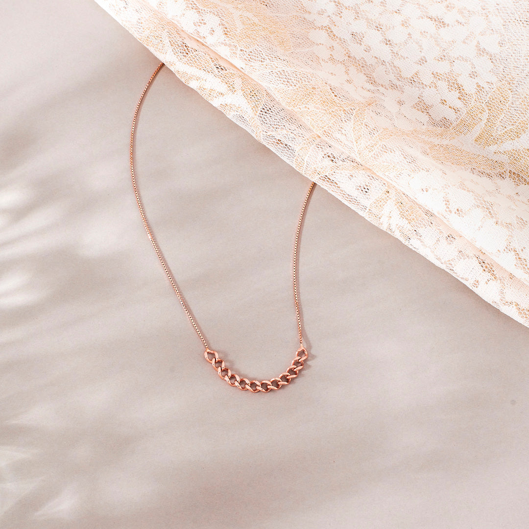 Classic Necklyn Gold Necklace for Her