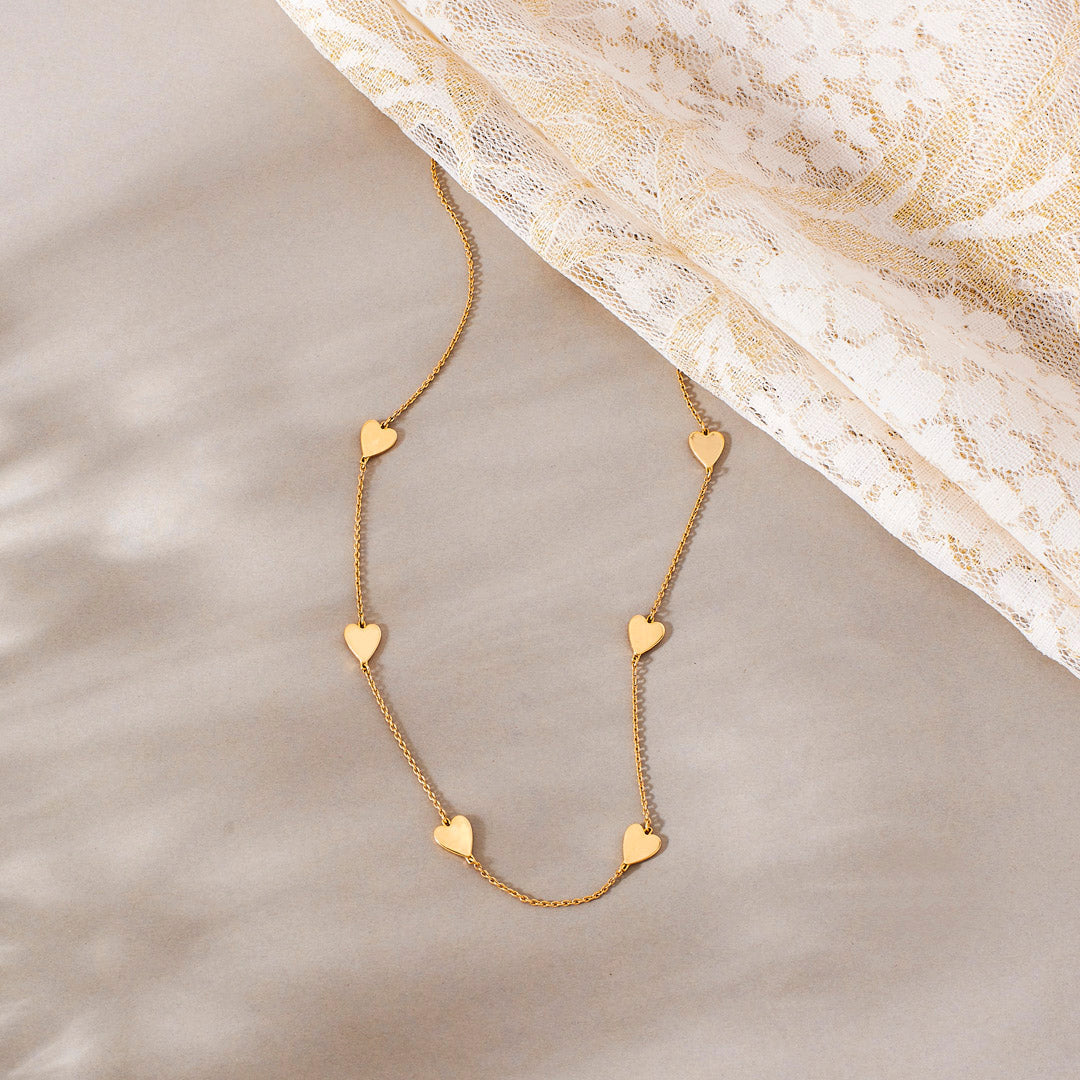 Hearts in Harmony Modern Gold Necklace