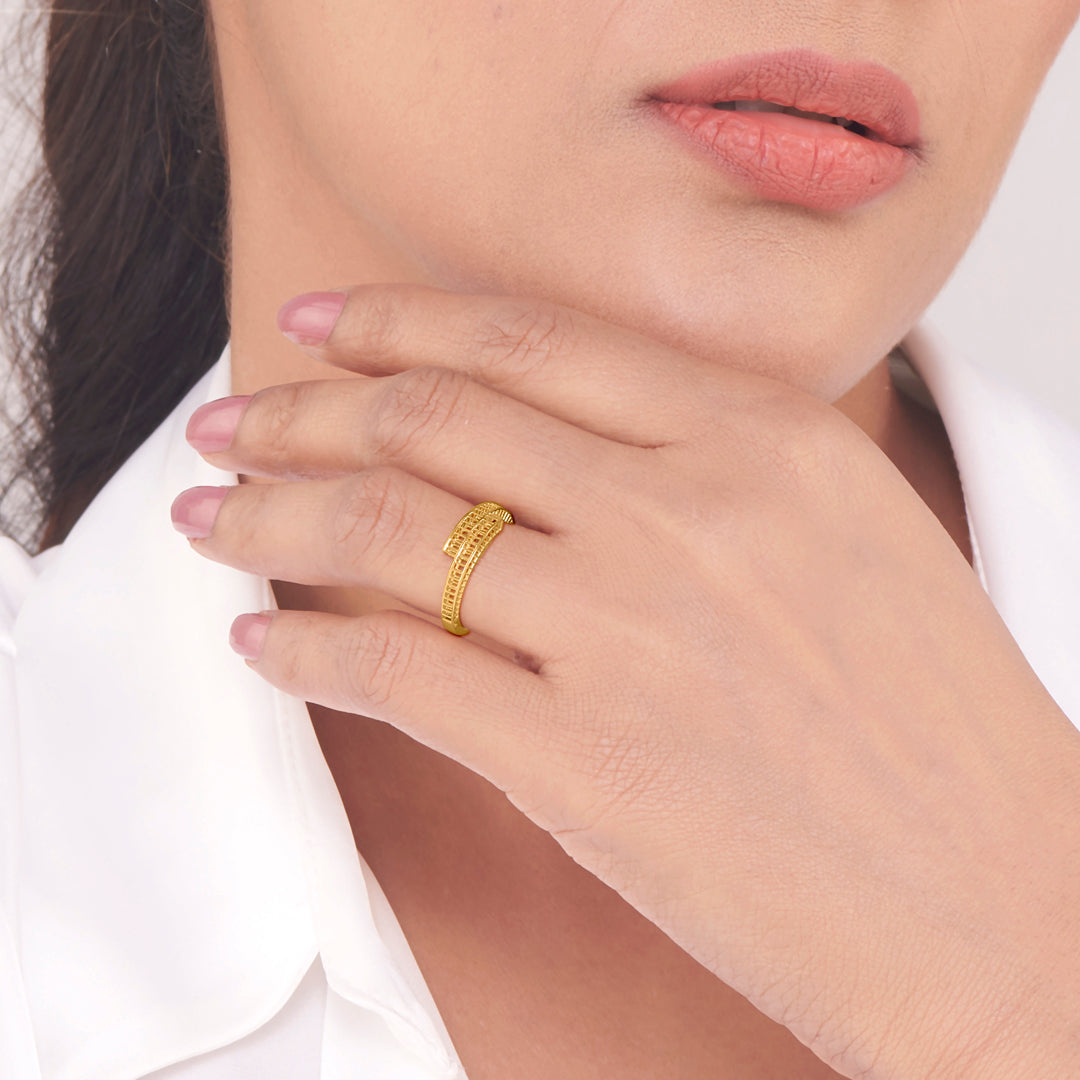 Flux Band Gold Ring for Her