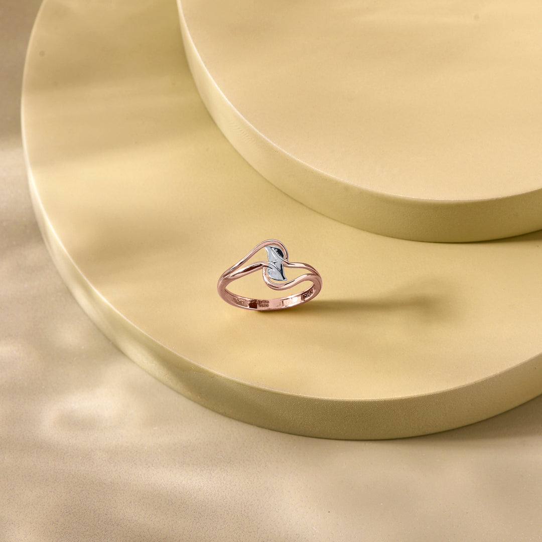Velin Arc Cocktail Gold Ring