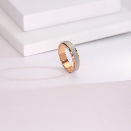 Platina Regalia Platinum Ladies Ring