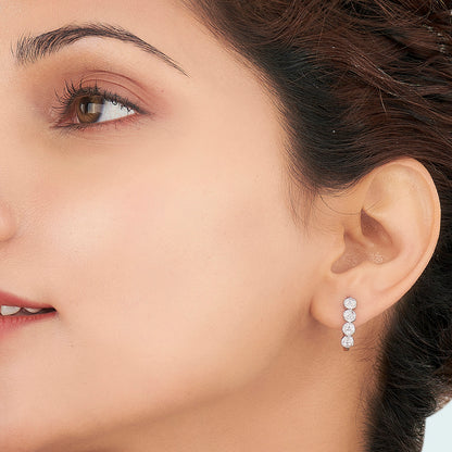 Lustrous Layers Gold Stud Diamond Earring for Woman