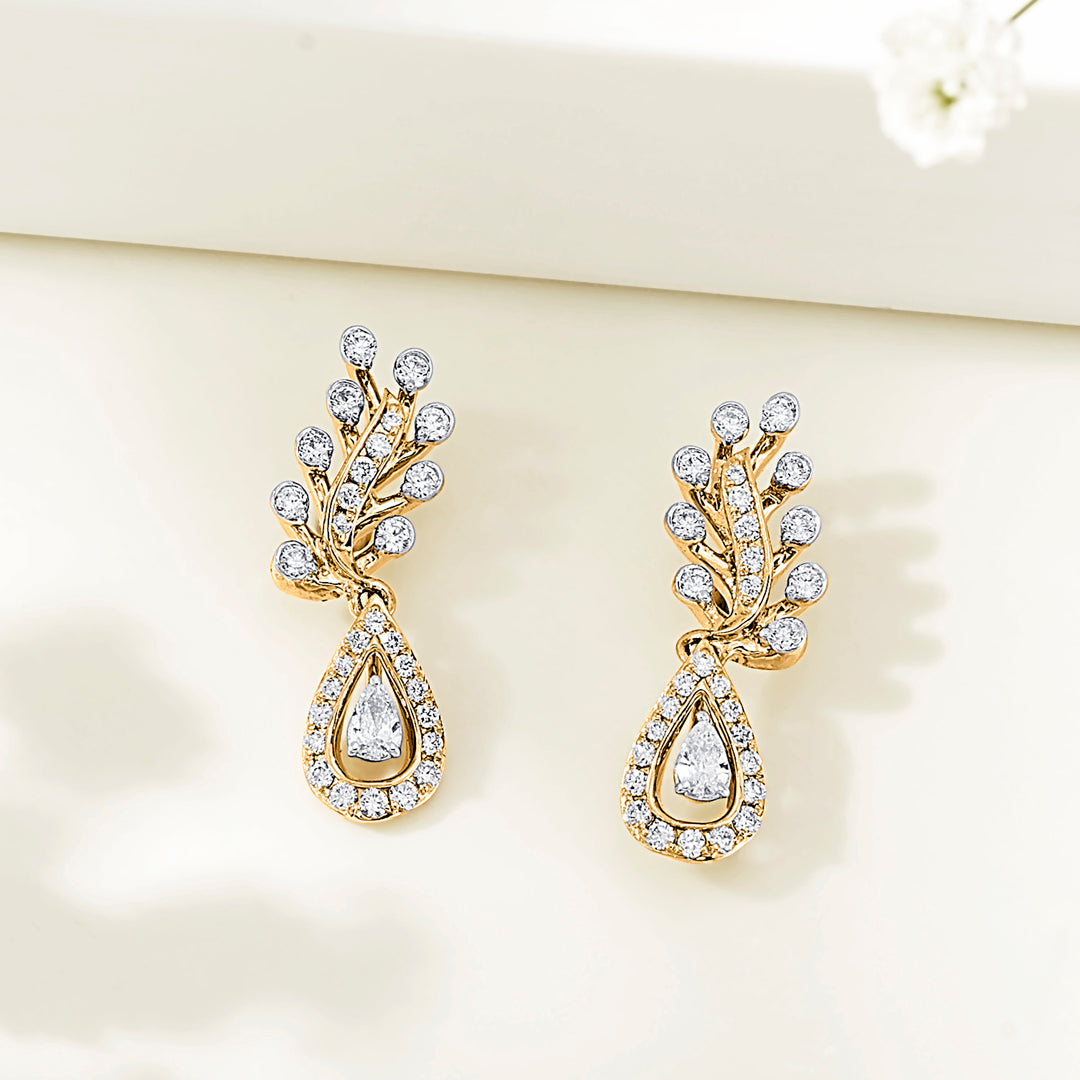 Ornate Droplet Yellow Gold Dangler Earring for Women