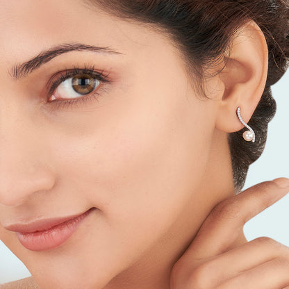 Serene Swirls Gold & Diamond Stud Earring For Woman