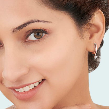 Dangleva Glow Gold Stud Diamond Earring