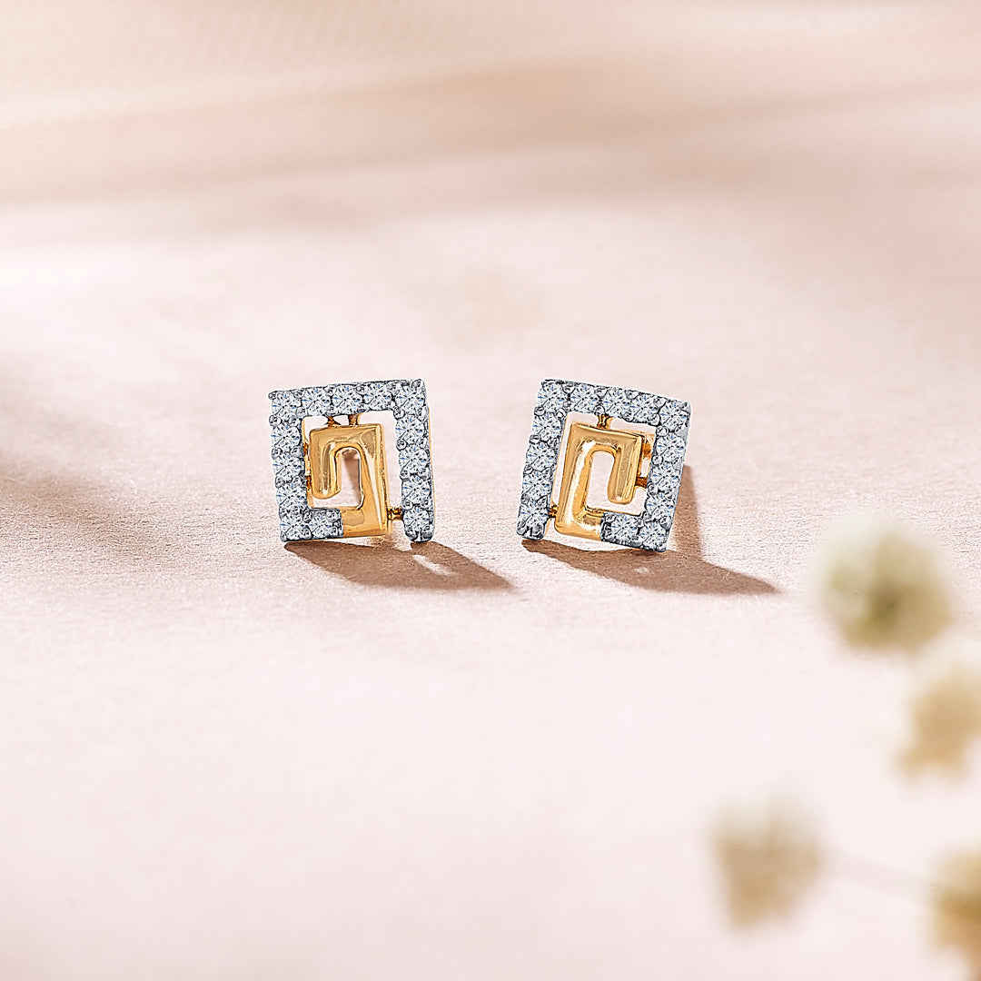 puzzling yellow gold & diamond stud earring for women