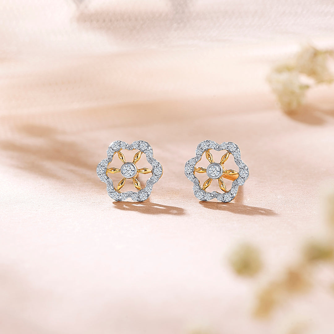 prominent yellow gold & diamond stud earring for women