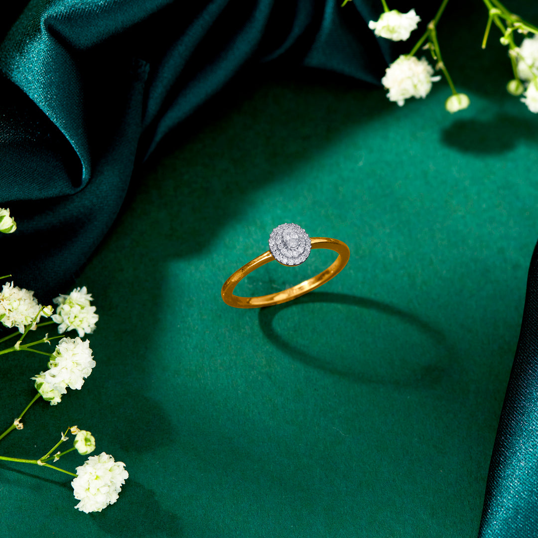 Oval Radiance Gold Ladies Ring For Women
